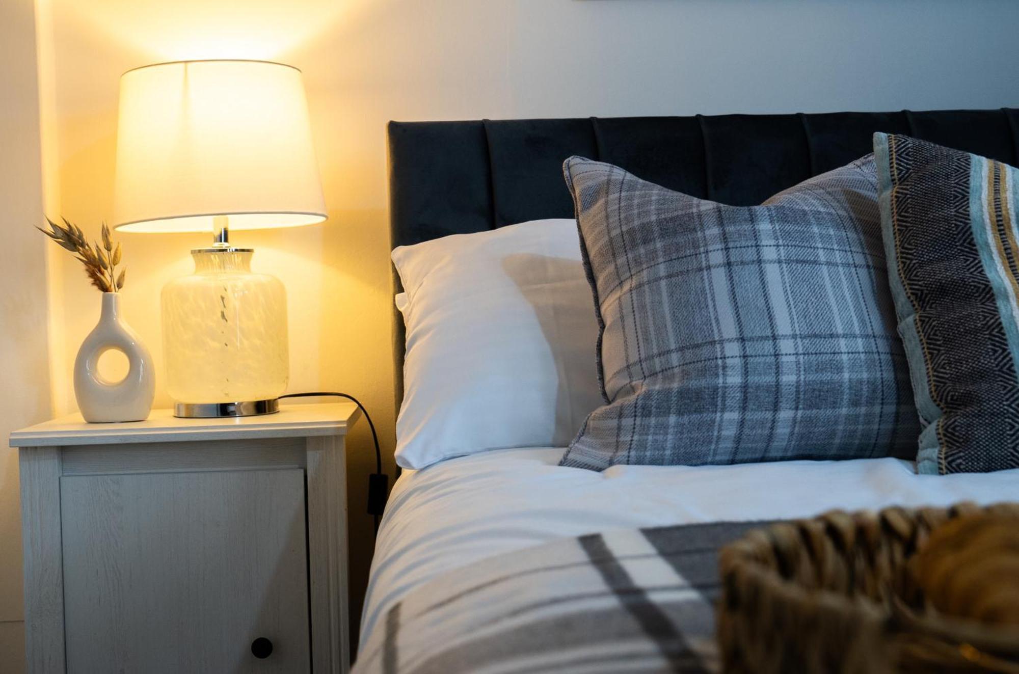 Arena Apartment With Balcony Birmingham Bagian luar foto