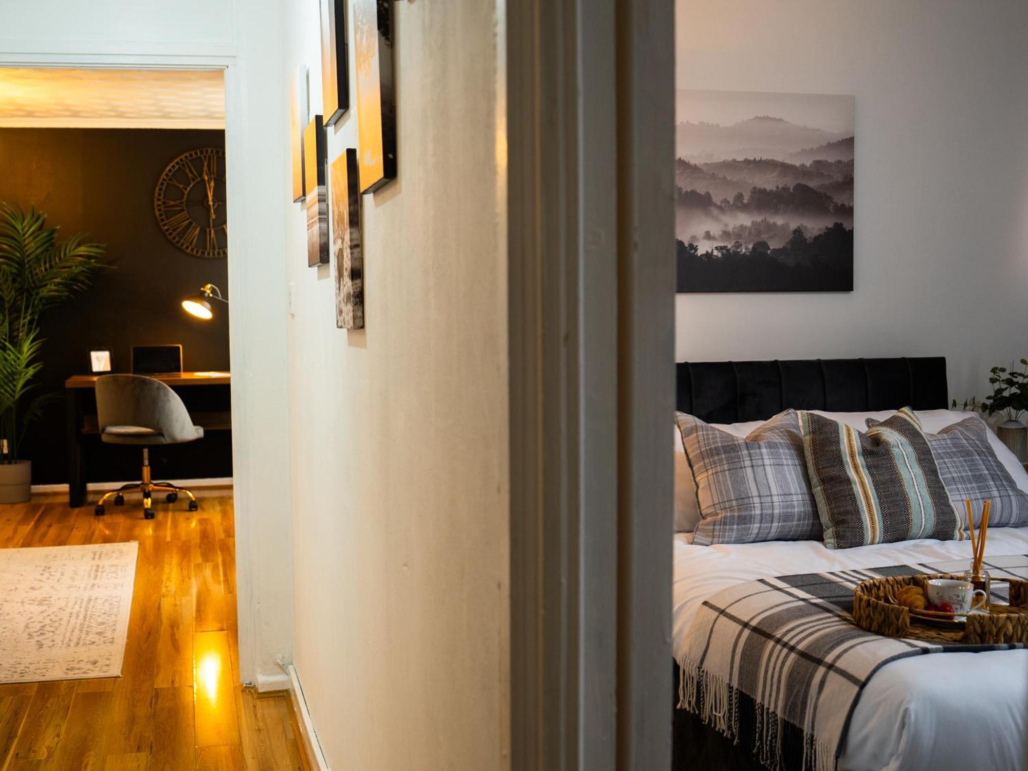 Arena Apartment With Balcony Birmingham Bagian luar foto